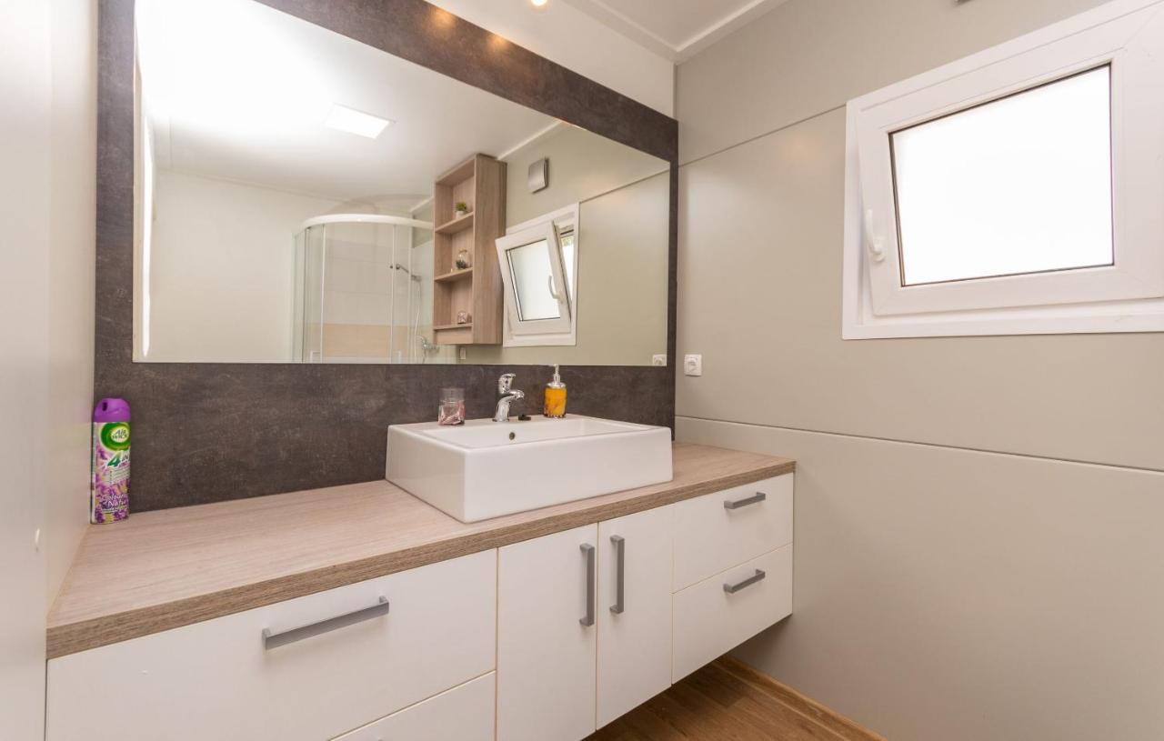 Mobile Home Rock Rose 1 تكون المظهر الخارجي الصورة