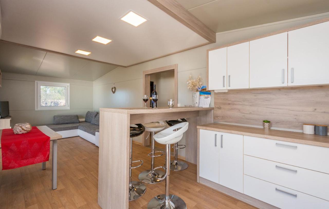 Mobile Home Rock Rose 1 تكون المظهر الخارجي الصورة
